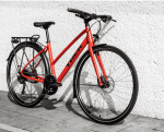 The FX 2 Stagger is a stylish and versatile hybrid bike with a classic step-through frame geometry that's easier to mount and dismount. Train, commute or ride for fun with the wide range of speeds, reliable disc brakes and a whole suite of ride-ready accessories.